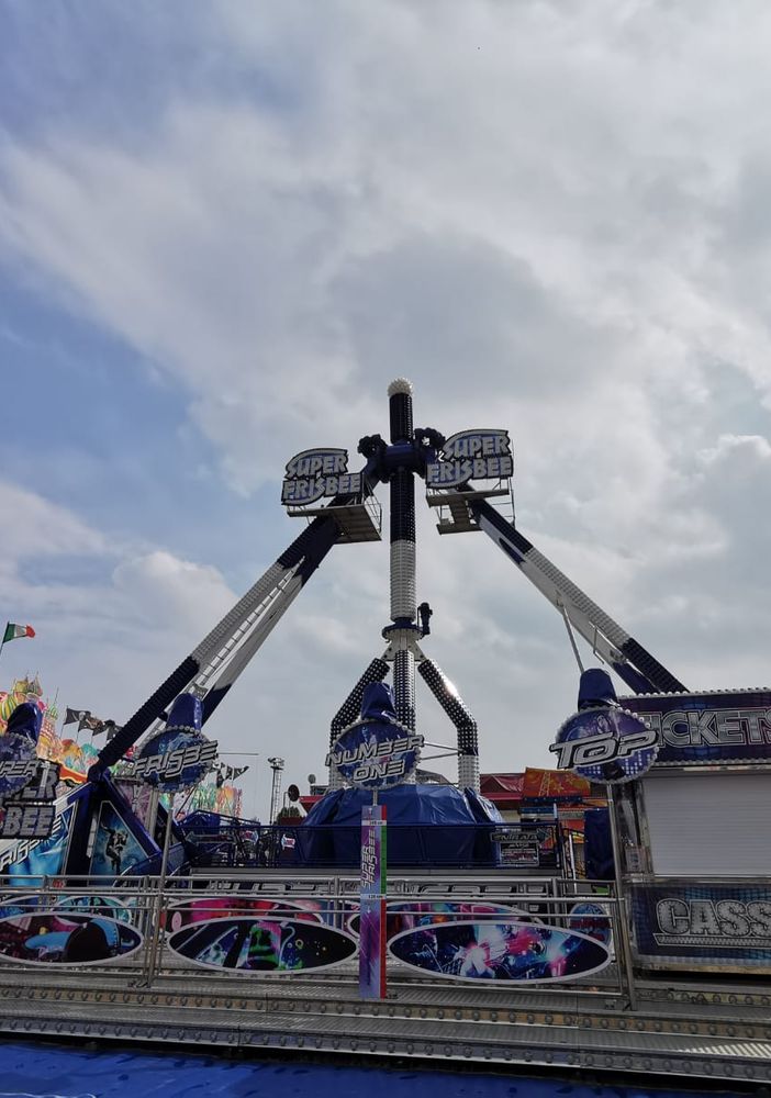- FOTOGALLERY - Vigevano: arriva il luna park in piazzale Longo