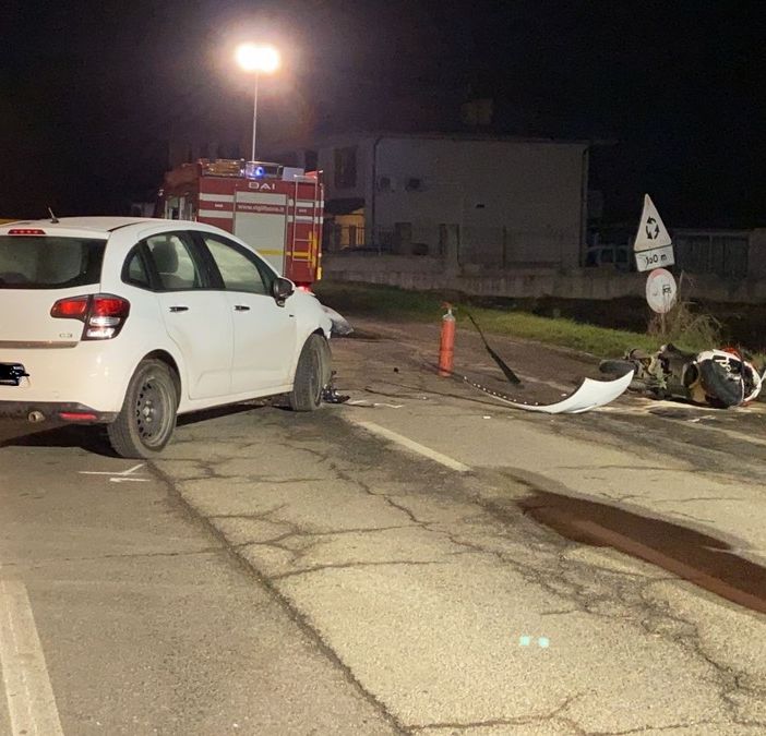 Lomello: scontro auto-scooter, soccorse due persone