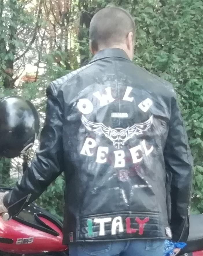 Casi di minori “allontanati”, i Bikers Owls Rebel Italia di Vigevano manifestano a Reggio Emilia