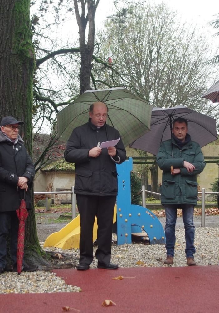 Gropello Cairoli, inaugurato il nuovo parco giochi con giochi inclusivi per disabili