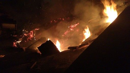 Val Susa: In fiamme il tetto della Sacra di San Michele