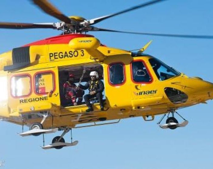 Confienza: operaio 25enne si ferisce a una mano