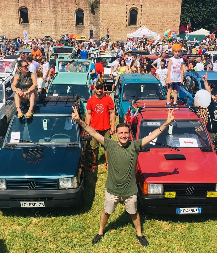 Vigevano: un estimatore organizza mega raduno per i 40 anni della Fiat Panda. Parte del ricavato andrà alla Croce Rossa