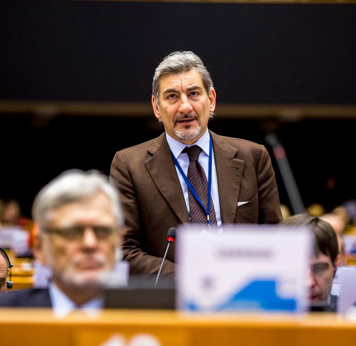 Lombardia, via libera al bilancio del Consiglio regionale: seduta prosegue con esame provvedimenti finanziari regionali