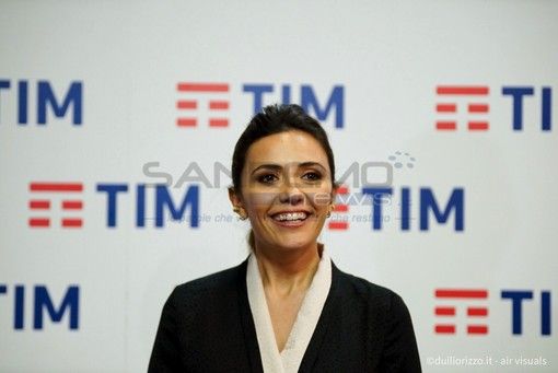 #Sanremo2019: Serena Rossi porta Mia Martini sul palco dell’Ariston “Una prova difficile e intensa, carica e felice di fare questo omaggio”