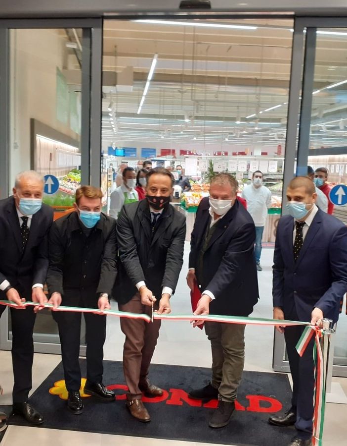 Apre a Vigevano il nuovo Conad