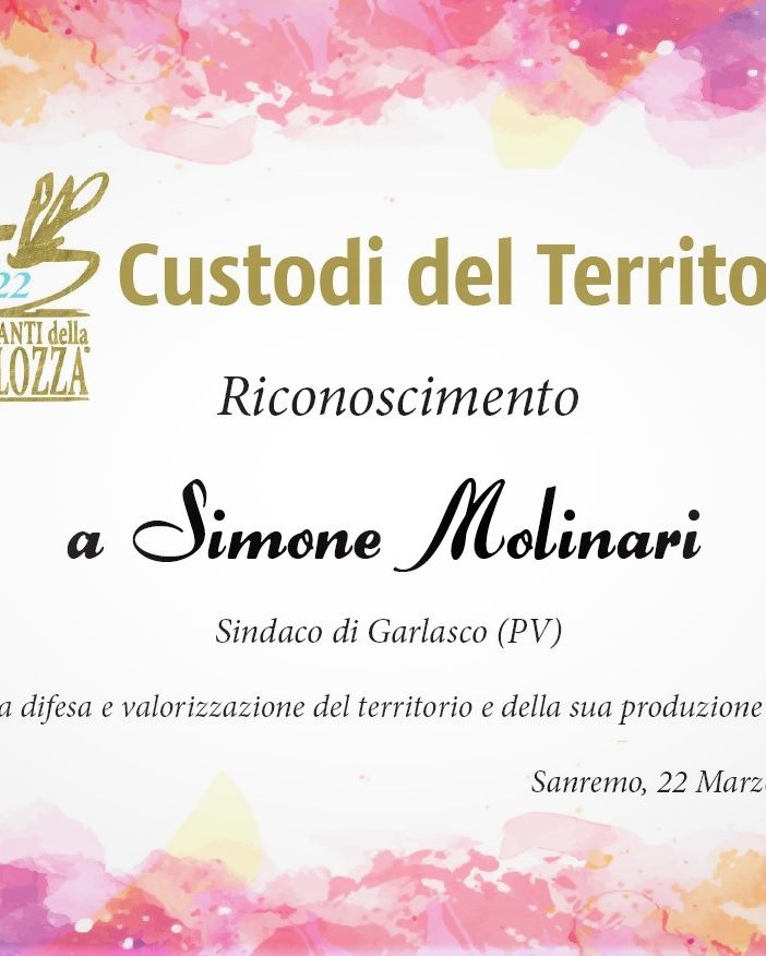 Al Sindaco di Garlasco, Simone Molinari, la targa &quot;Custodi del Territorio&quot; promossa dall’Associazione Ristoranti della Tavolozza