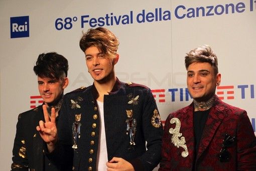 I The Kolors in sala stampa al Roof dell'Ariston