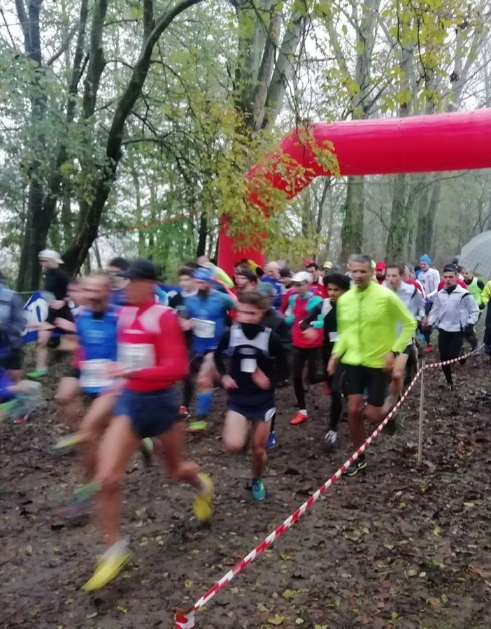 Robbio, la pioggia non ferma il cross di Valpometto. Esulta la Podistica Robbiese con Yasmine Dikrane