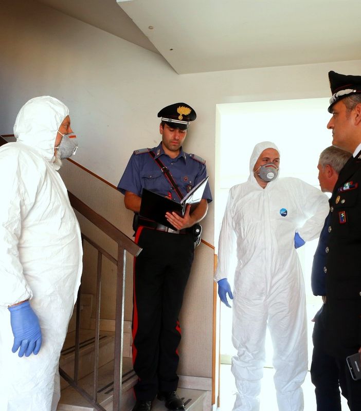 Mede: arrestato il figlio 43enne della donna trovata mummificata