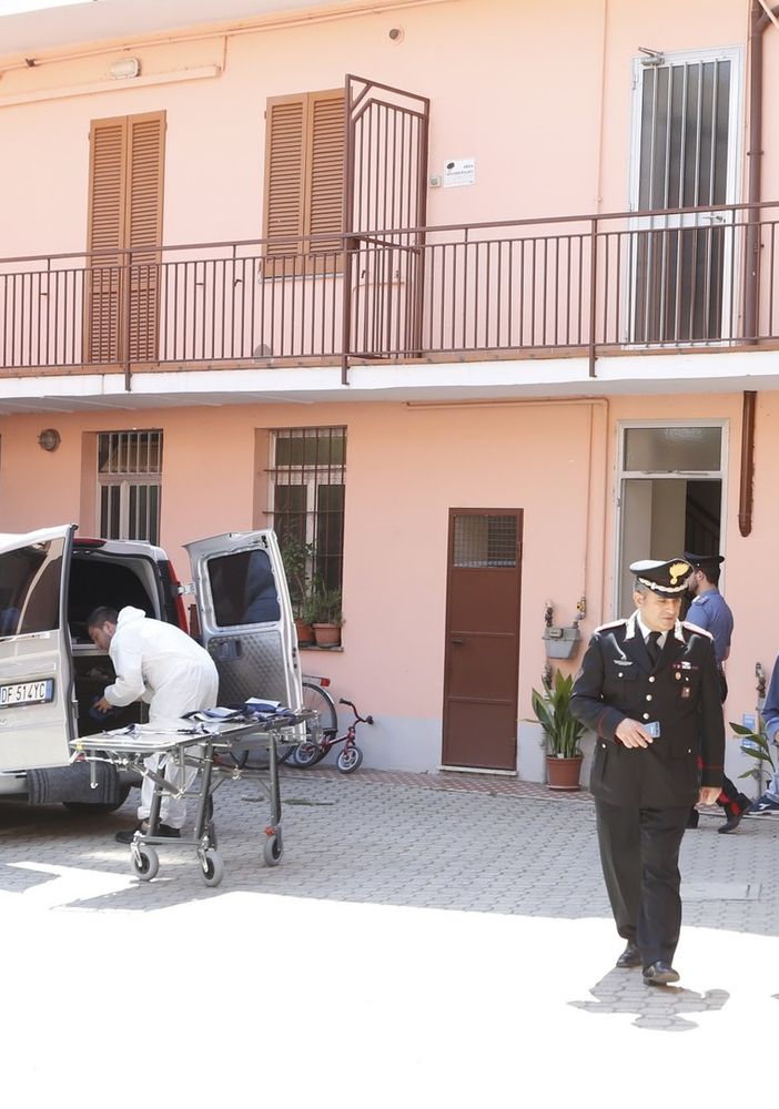 Mede: in casa da mesi con il cadavere della madre, scarcerato il figlio