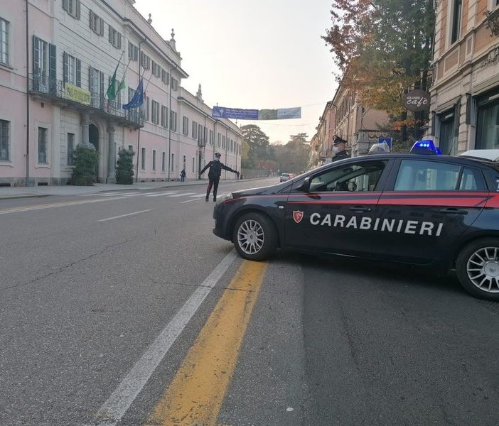 Il governo attende ancora: manca l'accordo sulla durata della zona rossa e sulla libertà di spostamento per 2 congiunti