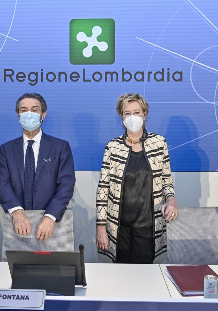 Lombardia, piano vaccini &quot;congelato&quot; dal Governo. Fontana e Grimoldi: assurdo