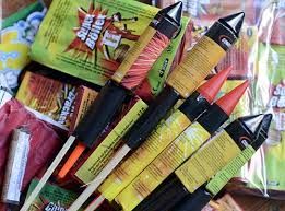 &quot;Vietare i botti di Capodanno in tutti i comuni d’Italia&quot;. La richiesta arriva dal Codacons, che ha diffidato gli 8000 sindaci italiani a disporre il divieto sul proprio territorio ai fuochi d’artificio in occasione dell’ultimo