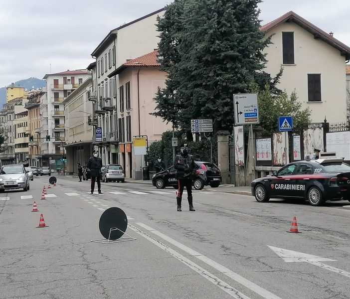 Feste di fine anno con zone rosse e qualche concessione: ecco il calendario predisposto per limitare i contagi