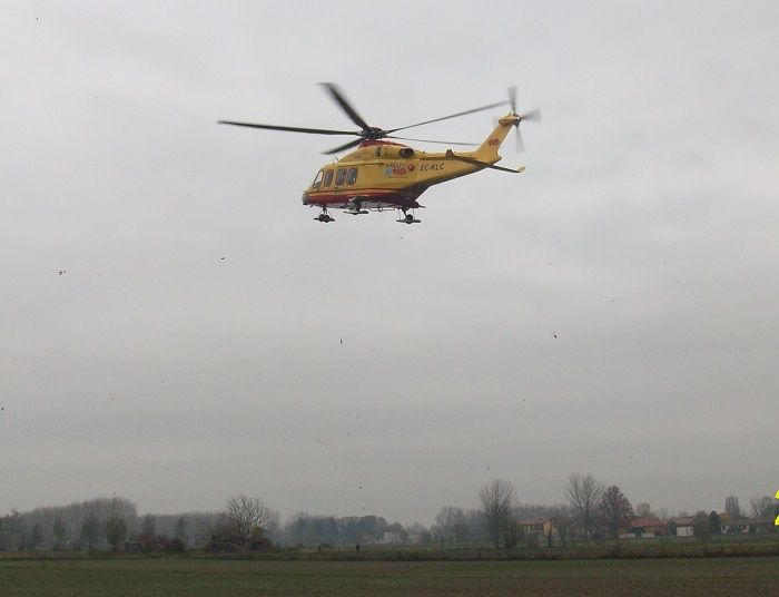 Mortara: scontro tra auto e moto in via Gorizia, grave un 39enne