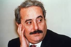 Quando Leoluca Orlando (e l’antimafia) infangavano Giovanni Falcone