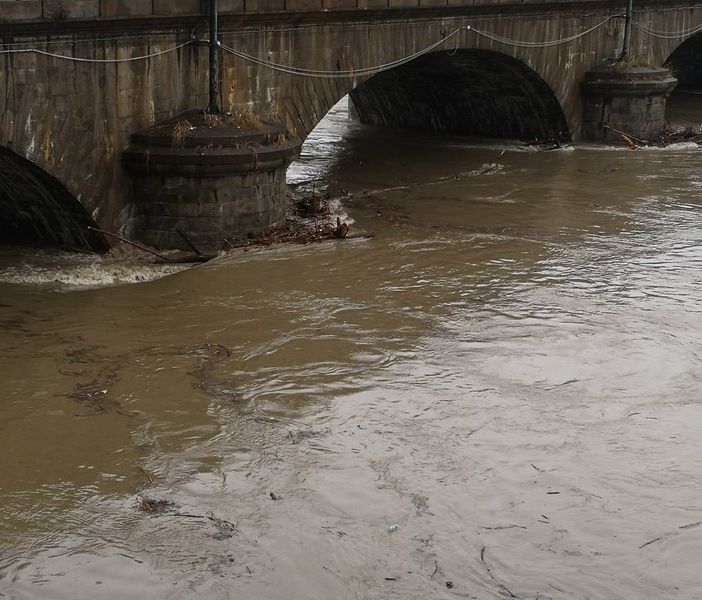Maltempo, il Po sale di 3,5 metri in 24 ore.  Lago Maggiore a oltre 160% riempimento