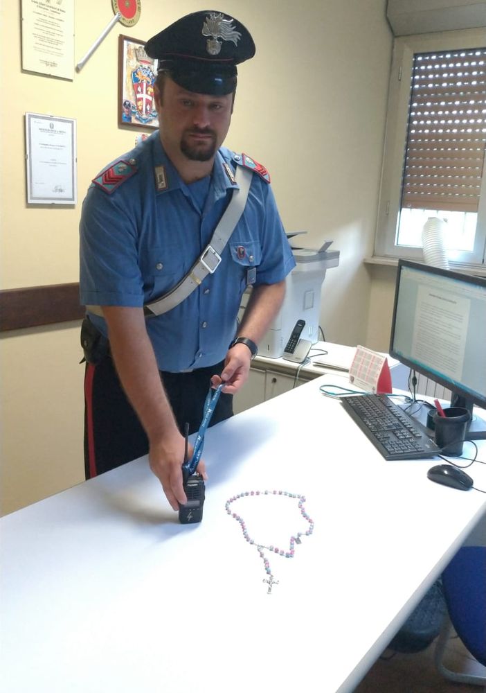 Borgo San Siro: faceva da palo ai complici intenti a rubare in alcune abitazioni, in manette una 43enne