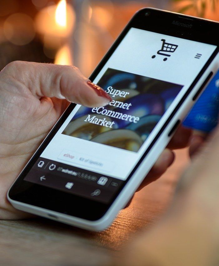 Fare shopping sicuro dal divano di casa vostra