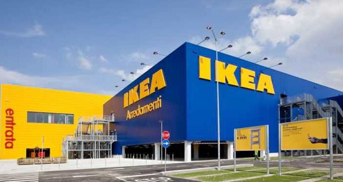 Corsico, Ikea denuncia e sospende 30 dipendenti per furto