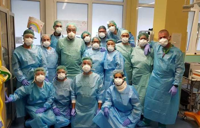 Lombardia e Piemonte, il grido d’aiuto degli infermieri: ‘Siamo stremati’