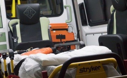 Gambolò: scontro fra due auto in via Sforzesca, ferite due persone