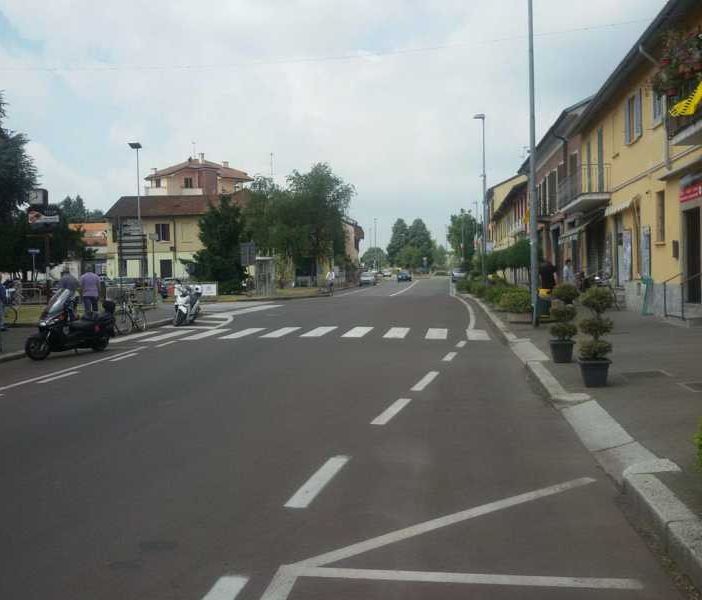 Magenta, per sottrarsi al controllo un egiziano minaccia i Carabinieri e si spoglia: denunciato