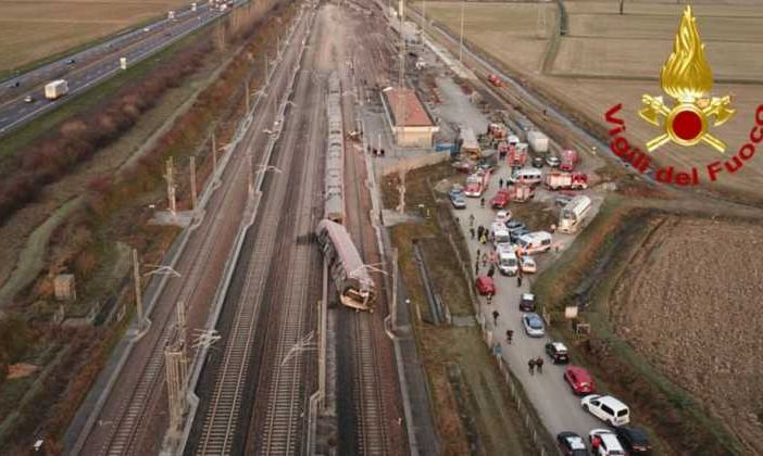 Incidente Frecciarossa, il procuratore di Lodi: ‘Se lo scambio fosse stato dritto, il treno non avrebbe deragliato’