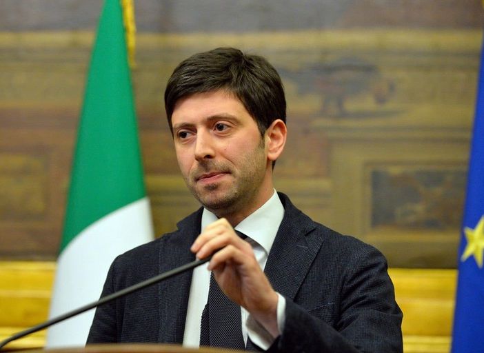 Zona gialla da lunedì e non da domenica, a differenza di quanto accaduto sinora: ecco perché