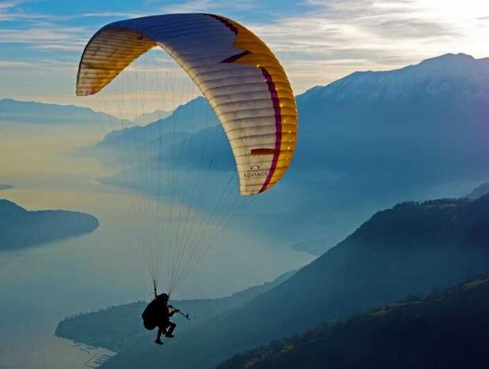 Precipita col parapendio: 59enne di Zibido san Giacomo in prognosi riservata