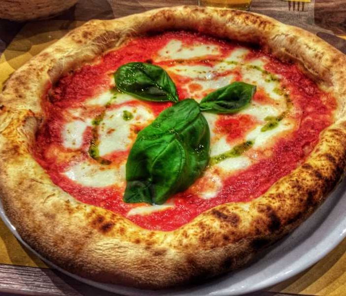 Le cosche investivano nella pizza: 9 arresti e 10 milioni sequestrati a Milano