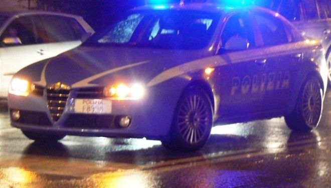 Vigevano: tenta di togliersi la vita con i barbiturici, gli agenti del commissariato evitano il peggio