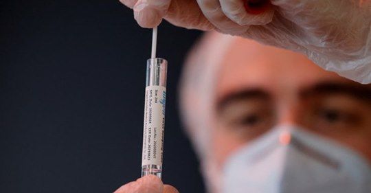 Covid, 2 milioni di test rapidi in arrivo in Lombardia