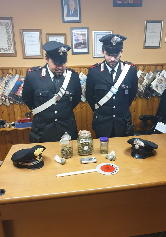 Oltrepò: sorpreso mentre spacciava droga, in manette un 26enne