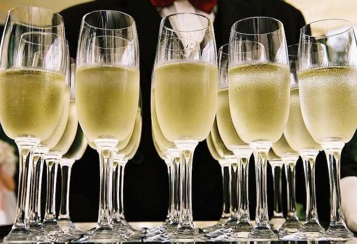 Made in Italy: Coldiretti, export spumante doppia champagne