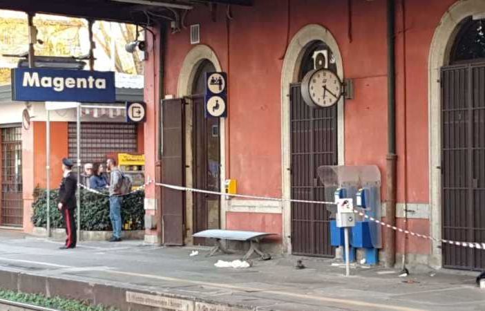 Tragedia alla stazione di Magenta: uomo attraversa i binari e viene travolto dal treno