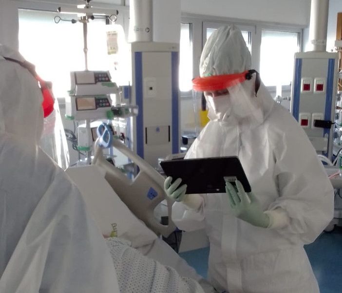 Emergenza Covid, ora Bergamo aiuta i territori limitrofi. «Il 30% dei pazienti ricoverati arriva da Varese, Milano e Monza»