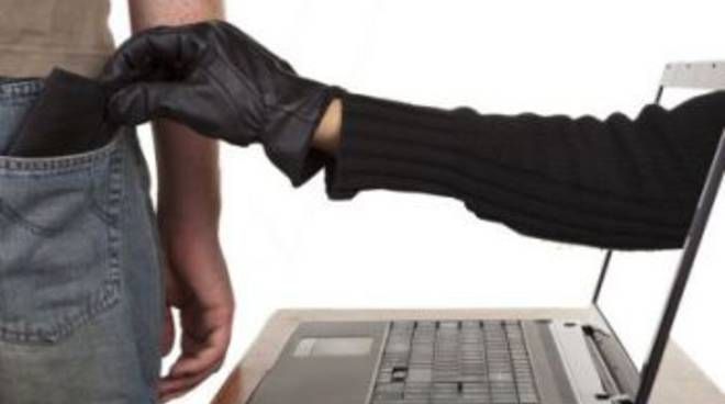 Truffe telematiche a segno in Lomellina, denunciate due persone