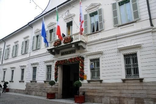 Vigevano: a partire da domani servizi in comune ai cittadini soltanto su appuntamento