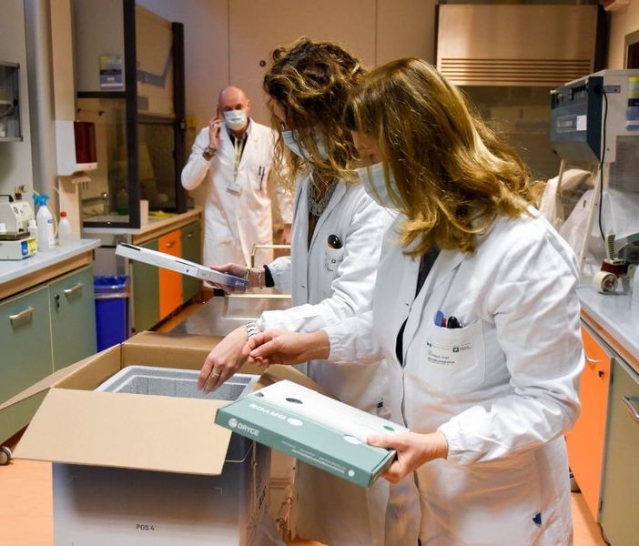 Vaccini anti Covid, preintesa con i medici di medicina generale per somministrazioni