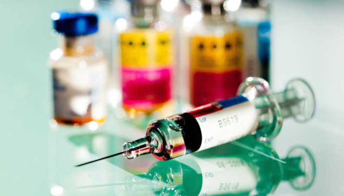 Broni: interrotte le forniture di vaccini, stop forzato alla campagna antinfluenzale nella palestra di piazza Italia