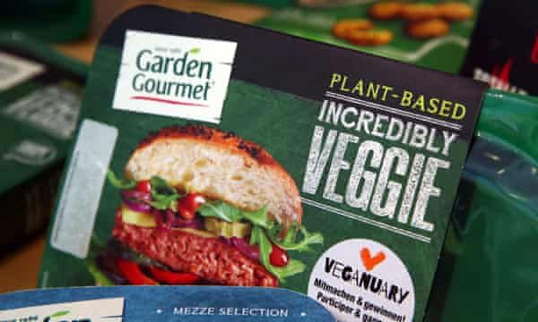 La Lega: &quot;No al veggie burger e al fake food dell’Unione Europea&quot;