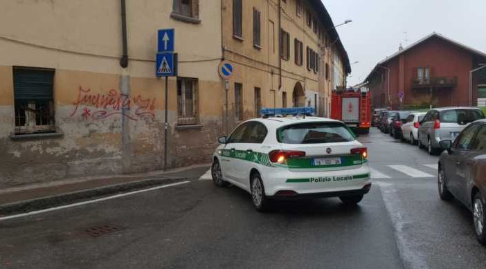 Magenta: via Pasubio chiusa al traffico. Sul posto Vigili del Fuoco e Polizia locale