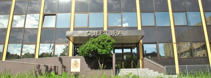 Basket serie A2: disordini in gara 3 e 4 tra Vigevano e Livorno, Daspo a carico di tre tifosi Basket serie A2: disordini in gara 3 e 4 tra Vigevano e Livorno, Daspo a carico di tre tifosi