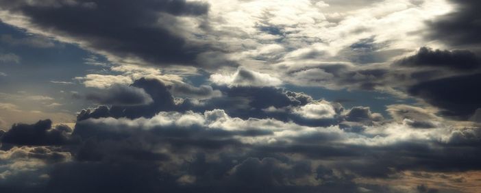 Oggi e domani riecco la pioggia. Il fine settimana pasquale all'insegna della variabilità Oggi e domani riecco la pioggia. Il fine settimana pasquale all'insegna della variabilità