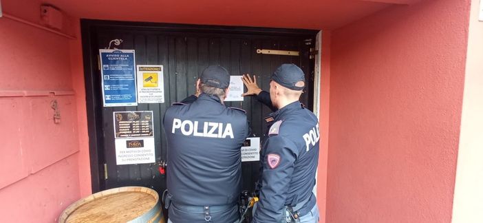 Risse e accoltellamenti: la questura chiude un bar di Novara per un mese Risse e accoltellamenti: la questura chiude un bar di Novara per un mese