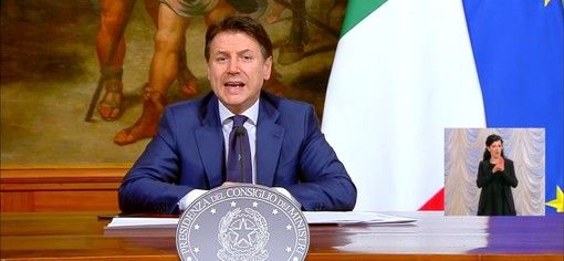 Conte: «Misure restrittive prorogate fino al 3 maggio: dal 14 aprile aperti cartolibrerie e negozi per neonati»