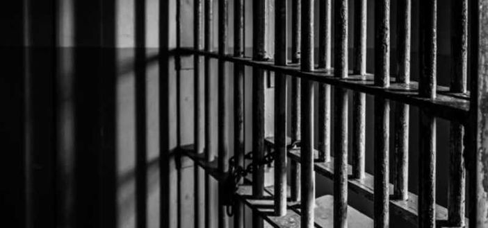 Vigevano, 40enne si toglie la vita in cella nel carcere dei Piccolini. La denuncia dei sindacati: "Strage senza fine e precedenti" Vigevano, 40enne si toglie la vita in cella nel carcere dei Piccolini. La denuncia dei sindacati: "Strage senza fine e precedenti"