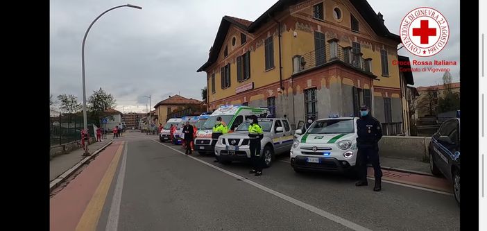Video tratto dalla pagina Facebook della Croce Rossa di Vigevano